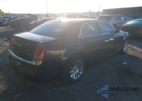 2013 Chrysler 300 Motown from USA, damaged, VIN 2C3CCAAG3DH595292